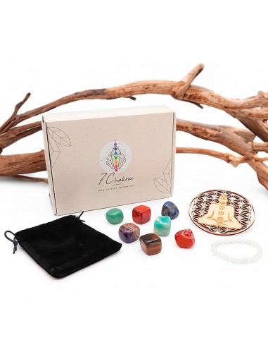 Coffret découverte 7 chakras - Plaque de rechargement bois, bracelet, 7 pierres roulées Fin de série